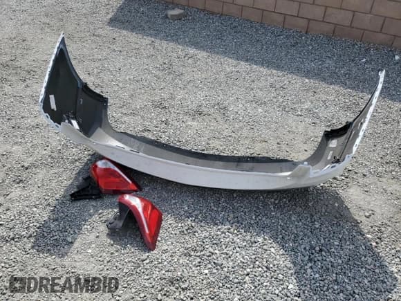 ✅ 2021 Chevrolet Equinox LT • VIN: 2GNAXJEV7M6134874 • Lot: 80825595. Listed on Copart with 32,984 mi. Free auction sales archive from the USA and detailed vehicle history report at DreamBid. Image 13.