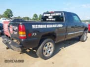 ✅ 2005 GMC Sierra 1500 SLT • VIN: 2GTEK19B051183308 • Lot: 43205909. Wystawiony na IAAI z przebiegiem 306 972 mil. Bezpłatny archiwum sprzedaży aukcyjnych z USA i szczegółowy raport historii pojazdu na DreamBid. Zdjęcie 4.