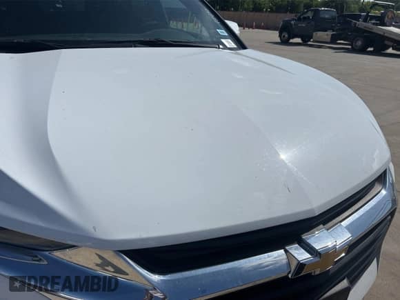 2022 Chevrolet Blazer LT z VIN 3GNKBHR4XNS212483, wystawiony jako IAAI lot #42825446 z przebiegiem 33 883 mil mil oraz . Historia ofert i sprzedaży dostępna na DreamBid. Obrazek 1.