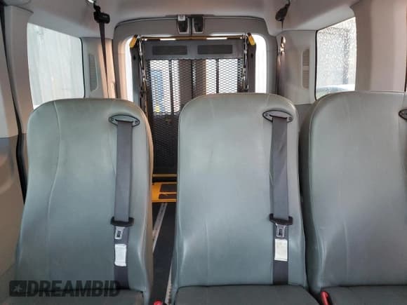 ✅ 2016 Ford Transit XL • VIN: 1FMZK1CM5GKA27095 • Lot: 88112265. Wystawiony na Copart z przebiegiem 73 951 mil. Bezpłatny archiwum sprzedaży aukcyjnych z USA i szczegółowy raport historii pojazdu na DreamBid. Zdjęcie 10.