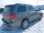 ✅ 2012 Toyota Sequoia SR5 • VIN: 5TDBY5G11CS071643 • Лот: 41548352. Опубликован ранее на IAAI с пробегом 175 509 миль. Бесплатный доступ к архиву аукционных продаж из США и подробный отчёт об истории автомобиля на DreamBid. Изображение 4.