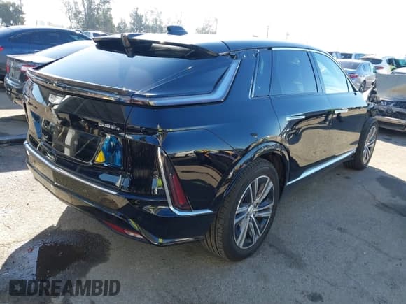 ✅ 2024 Cadillac LYRIQ Luxury • VIN: 1GYKPPRL6RZ135058 • Lot: 41679410. Listed on IAAI with 8,353 mi. Free auction sales archive from the USA and detailed vehicle history report at DreamBid. Image 4.