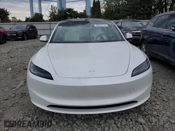 ✅ 2025 Tesla Model 3 Long Range • VIN: 5YJ3E1EAXSF021612 • Lot: 80557135. Listed on Copart with 2,315 mi. Free auction sales archive from the USA and detailed vehicle history report at DreamBid. Image 5.