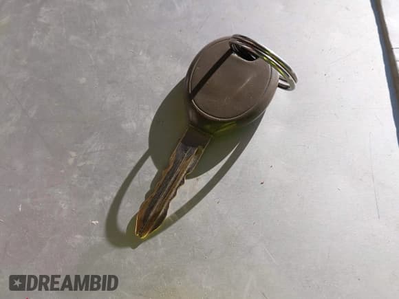 ✅ 2004 Chrysler PT Cruiser • VIN: 3C4FY48B14T275630 • Lot: 41379862. Listed on IAAI with 161,505 mi. Free auction sales archive from the USA and detailed vehicle history report at DreamBid. Image 11.