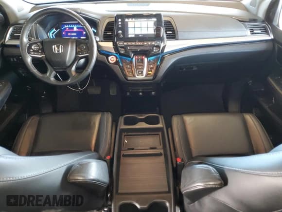 ✅ 2022 Honda Odyssey Touring • VIN: 5FNRL6H85NB043785 • Lot: 81160045. Listed on Copart with 193,024 mi. Free auction sales archive from the USA and detailed vehicle history report at DreamBid. Image 8.