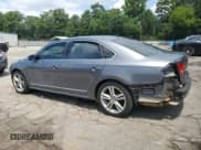 ✅ 2015 Volkswagen Passat SEL Premium • VIN: 1VWCS7A30FC123262 • Лот: 66656375. Опубликован ранее на Copart с пробегом 159 887 миль. Бесплатный доступ к архиву аукционных продаж из США и подробный отчёт об истории автомобиля на DreamBid. Изображение 2.