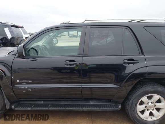 ✅ 2004 Toyota 4Runner SR5 • VIN: JTEZU14R748018220 • Lot: 41257014. Listed on IAAI with 280,716 mi. Free auction sales archive from the USA and detailed vehicle history report at DreamBid. Image 14.