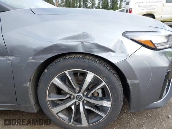 ✅ 2023 Nissan Maxima SV • VIN: 1N4AA6CV4PC512497 • Lot: 41760990. Listed on IAAI with 32,400 mi. Free auction sales archive from the USA and detailed vehicle history report at DreamBid. Image 6.