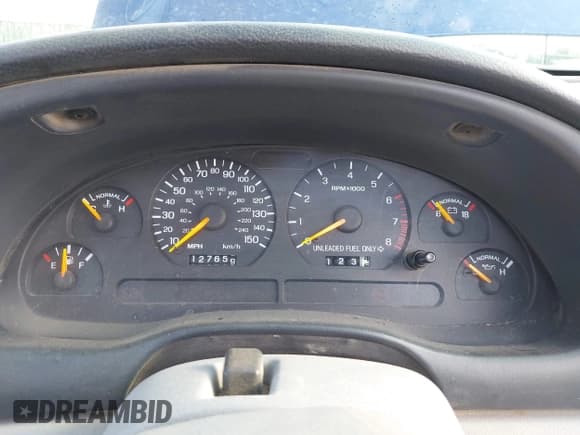 ✅ 1997 Ford Mustang GT • VIN: 1FALP45X6VF157340 • Lot: 43049531. Wystawiony na IAAI z przebiegiem 127 659 mil. Bezpłatny archiwum sprzedaży aukcyjnych z USA i szczegółowy raport historii pojazdu na DreamBid. Zdjęcie 7.