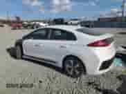 2019 Hyundai Ioniq с VIN KMHC65LD6KU169261, выставлен на аукционе Copart как лот 77107134 с пробегом 54 616 миль миль и Списание • Salvage title. История ставок и продаж доступна на DreamBid. Изображение 2.