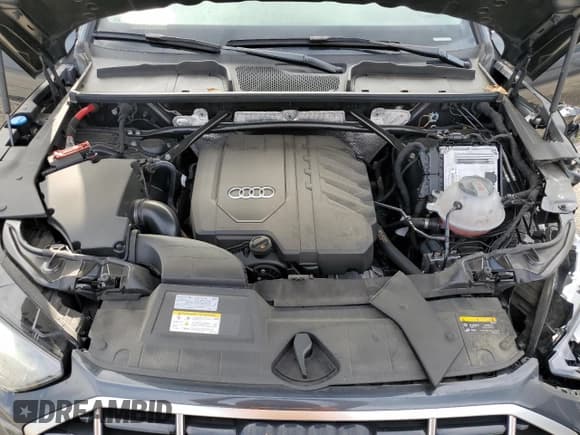 ✅ 2023 Audi Q5 Premium • VIN: WA1ABAFYXP2014370 • Lot: 66169905. Wystawiony na Copart z przebiegiem 34 594 mil. Bezpłatny archiwum sprzedaży aukcyjnych z USA i szczegółowy raport historii pojazdu na DreamBid. Zdjęcie 12.