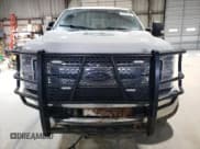 ✅ 2019 Ford F-350 XL • VIN: 1FT8W3BT4KEE71388 • Lot: 83966085. Wystawiony na Copart z przebiegiem 232 875 mil. Bezpłatny archiwum sprzedaży aukcyjnych z USA i szczegółowy raport historii pojazdu na DreamBid. Zdjęcie 5.