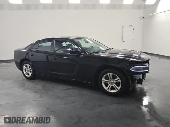 ✅ 2022 Dodge Charger SXT • VIN: 2C3CDXBG2NH239027 • Lot: 92066635. Wystawiony na Copart z przebiegiem 105 534 mil. Bezpłatny archiwum sprzedaży aukcyjnych z USA i szczegółowy raport historii pojazdu na DreamBid. Zdjęcie 4.