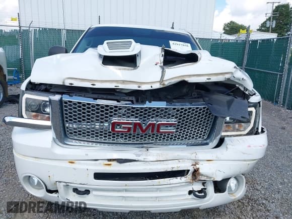 ✅ 2012 GMC Sierra 1500 SLE • VIN: 1GTR2VE75CZ317549 • Lot: 42937858. Wystawiony na IAAI z przebiegiem 115 788 mil. Bezpłatny archiwum sprzedaży aukcyjnych z USA i szczegółowy raport historii pojazdu na DreamBid. Zdjęcie 6.