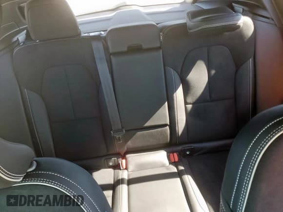 ✅ 2019 Volvo XC40 R-Design • VIN: YV4AC2HM7K2106237 • Lot: 89909165. Listed on Copart with 34,129 mi. Free auction sales archive from the USA and detailed vehicle history report at DreamBid. Image 10.