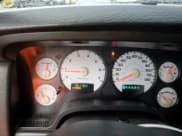 ✅ 2003 Dodge 2500 ST • VIN: 3D7KA28D53G859003 • Лот: 91222845. Опубликован ранее на Copart с пробегом 161 157 миль. Бесплатный доступ к архиву аукционных продаж из США и подробный отчёт об истории автомобиля на DreamBid. Изображение 9.