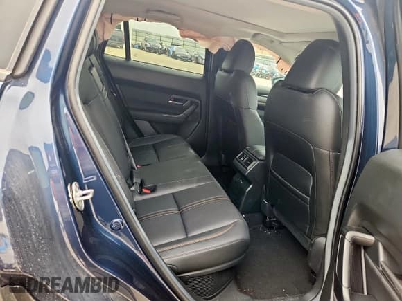 ✅ 2025 Mazda CX-50 Hybrid Premium Package • VIN: 7MMVAADW9SN102507 • Lot: 70947895. Wystawiony na Copart z przebiegiem Nie podano. Bezpłatny archiwum sprzedaży aukcyjnych z USA i szczegółowy raport historii pojazdu na DreamBid. Zdjęcie 11.