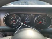 ✅ 2021 Jeep Gladiator Sport S • VIN: 1C6HJTAGXML526791 • Lot: 66681895. Wystawiony na Copart z przebiegiem 123 915 mil. Bezpłatny archiwum sprzedaży aukcyjnych z USA i szczegółowy raport historii pojazdu na DreamBid. Zdjęcie 9.