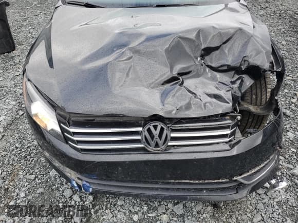 ✅ 2013 Volkswagen Passat SE • VIN: 1VWBH7A38DC074531 • Lot: 92844725. Listed on Copart with 84,862 mi. Free auction sales archive from the USA and detailed vehicle history report at DreamBid. Image 11.