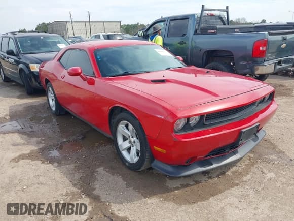 ✅ 2013 Dodge Challenger Rallye Redline • VIN: 2C3CDYAG6DH581635 • Lot: 41666837. Wystawiony na IAAI z przebiegiem 66 514 mil. Bezpłatny archiwum sprzedaży aukcyjnych z USA i szczegółowy raport historii pojazdu na DreamBid. Zdjęcie 1.
