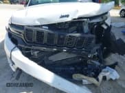 ✅ 2025 Jeep Grand Cherokee Limited • VIN: 1C4RJGBG0SC283119 • Лот: 42287401. Опубликован ранее на IAAI с пробегом 2 721 миль. Бесплатный доступ к архиву аукционных продаж из США и подробный отчёт об истории автомобиля на DreamBid. Изображение 6.