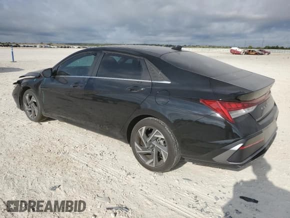 ✅ 2024 Hyundai Elantra SEL • VIN: KMHLS4DG2RU821463 • Lot: 87267265. Listed on Copart with 10,777 mi. Free auction sales archive from the USA and detailed vehicle history report at DreamBid. Image 2.