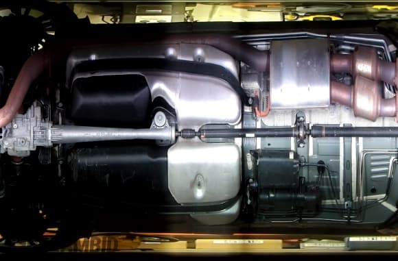 ✅ 2025 Cadillac XT6 AWD Premium Luxury • VIN: 1GYKPDRS2SZ119323 • Lot: 90238605. Listed on Copart with 13,649 mi. Free auction sales archive from the USA and detailed vehicle history report at DreamBid. Image 14.