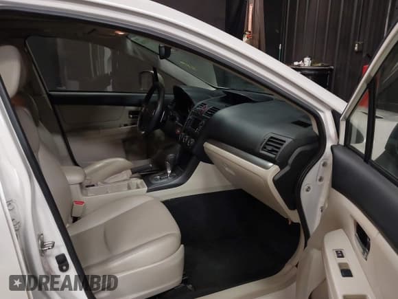 ✅ 2014 Subaru Impreza Limited • VIN: JF1GJAH60EH016854 • Lot: 41192518. Wystawiony na IAAI z przebiegiem 193 089 mil. Bezpłatny archiwum sprzedaży aukcyjnych z USA i szczegółowy raport historii pojazdu na DreamBid. Zdjęcie 5.