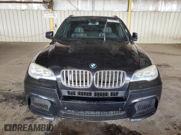 ✅ 2013 BMW X5 M • VIN: 5YMGY0C58D0C11770 • Лот: 72452824. Опубликован ранее на Copart с пробегом 131 980 миль. Бесплатный доступ к архиву аукционных продаж из США и подробный отчёт об истории автомобиля на DreamBid. Изображение 5.