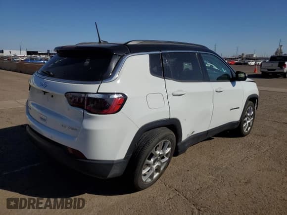 ✅ 2025 Jeep Compass Limited • VIN: 3C4NJDCN0ST507780 • Lot: 91915705. Wystawiony na Copart z przebiegiem 26 658 mil. Bezpłatny archiwum sprzedaży aukcyjnych z USA i szczegółowy raport historii pojazdu na DreamBid. Zdjęcie 3.