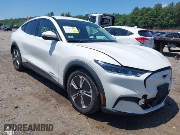 ✅ 2022 Ford Mustang Mach-E Select • VIN: 3FMTK1RM1NMA28893 • Lot: 42527420. Wystawiony na IAAI z przebiegiem 50 935 mil. Bezpłatny archiwum sprzedaży aukcyjnych z USA i szczegółowy raport historii pojazdu na DreamBid. Zdjęcie 1.