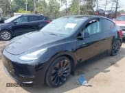 ✅ 2023 Tesla Model Y Performance • VIN: 7SAYGDEF0PF925203 • Lot: 42901669. Wystawiony na IAAI z przebiegiem Nie podano. Bezpłatny archiwum sprzedaży aukcyjnych z USA i szczegółowy raport historii pojazdu na DreamBid. Zdjęcie 17.