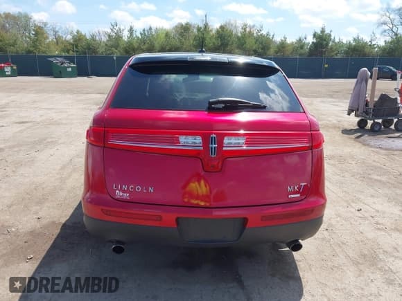 ✅ 2011 Lincoln MKT EcoBoost • VIN: 2LMHJ5AT8BBJ53748 • Lot: 42166783. Listed on IAAI with 136,496 mi. Free auction sales archive from the USA and detailed vehicle history report at DreamBid. Image 17.