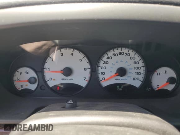 ✅ 2001 Dodge Stratus SE • VIN: 1B3EJ46U01N539275 • Lot: 58804535. Wystawiony na Copart z przebiegiem Nie podano. Bezpłatny archiwum sprzedaży aukcyjnych z USA i szczegółowy raport historii pojazdu na DreamBid. Zdjęcie 9.