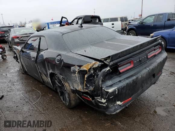 ✅ 2016 Dodge Challenger SRT Hellcat • VIN: 2C3CDZC99GH314353 • Lot: 73085292. Wystawiony na Copart z przebiegiem 118 908 mil mil. Skorzystaj z bezpłatnego archiwum sprzedaży aukcyjnych z USA i zobacz szczegółowy raport historii pojazdu na DreamBid. Zdjęcie 2.