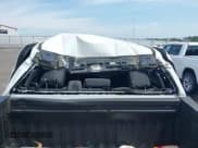 ✅ 2022 Chevrolet Silverado 1500 Custom • VIN: 3GCPYBEK4NG189834 • Lot: 42136171. Wystawiony na IAAI z przebiegiem 95 440 mil. Bezpłatny archiwum sprzedaży aukcyjnych z USA i szczegółowy raport historii pojazdu na DreamBid. Zdjęcie 6.