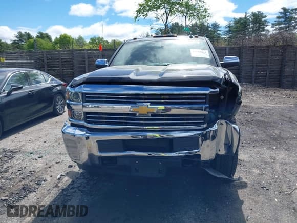 ✅ 2017 Chevrolet Silverado 2500HD Work Truck • VIN: 1GC1KUEG7HF212575 • Lot: 42225041. Listed on IAAI with 52,388 mi. Free auction sales archive from the USA and detailed vehicle history report at DreamBid. Image 13.
