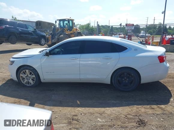 ✅ 2016 Chevrolet Impala LS • VIN: 2G11X5SA2G9187852 • Lot: 42711764. Listed on IAAI with 141,815 mi. Free auction sales archive from the USA and detailed vehicle history report at DreamBid. Image 14.