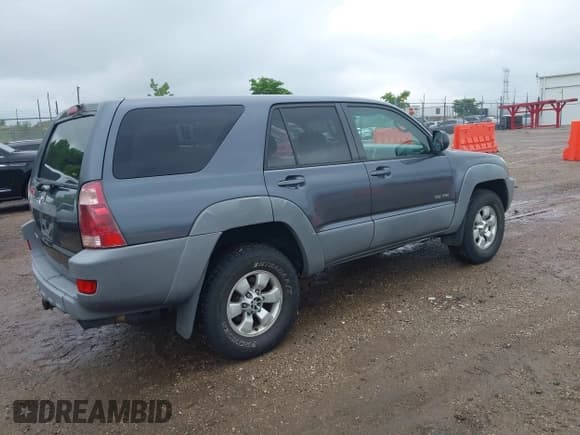 ✅ 2003 Toyota 4Runner SR5 • VIN: JTEBU14R130003355 • Лот: 42438669. Опубликован ранее на IAAI с пробегом 287 016 миль. Бесплатный доступ к архиву аукционных продаж из США и подробный отчёт об истории автомобиля на DreamBid. Изображение 4.