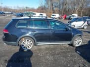 ✅ 2019 Volkswagen Golf S • VIN: 3VWM17AU6KM519091 • Lot: 43773390. Wystawiony na IAAI z przebiegiem 93 689 mil. Bezpłatny archiwum sprzedaży aukcyjnych z USA i szczegółowy raport historii pojazdu na DreamBid. Zdjęcie 13.