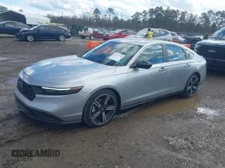 ✅ 2024 Honda Accord Sport • VIN: 1HGCY2F53RA035418 • Лот: 43777770. Опубликован ранее на IAAI с пробегом 32 753 миль. Бесплатный доступ к архиву аукционных продаж из США и подробный отчёт об истории автомобиля на DreamBid. Изображение 2.