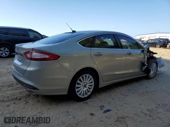 ✅ 2015 Ford Fusion SE Luxury • VIN: 3FA6P0PU3FR197596 • Лот: 81975215. Опубликован ранее на Copart с пробегом 97 712 миль. Бесплатный доступ к архиву аукционных продаж из США и подробный отчёт об истории автомобиля на DreamBid. Изображение 3.