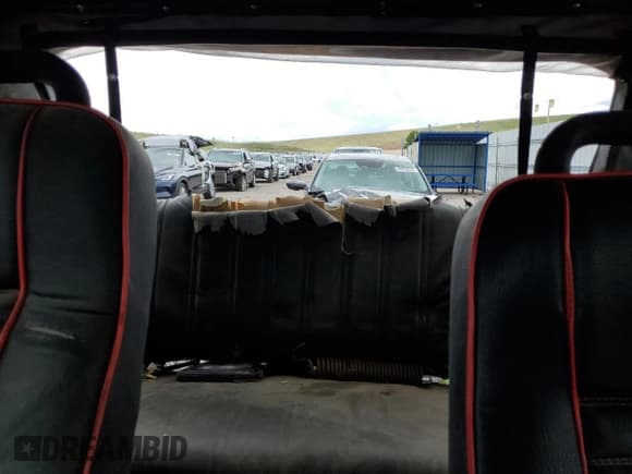 ✅ 1973 Jeep CJ • VIN: J3F835TE60296 • Lot: 61459945. Wystawiony na Copart z przebiegiem 19 615 mil. Bezpłatny archiwum sprzedaży aukcyjnych z USA i szczegółowy raport historii pojazdu na DreamBid. Zdjęcie 10.