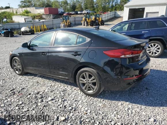 ✅ 2017 Hyundai Elantra SE • VIN: KMHD84LF6HU252482 • Лот: 81857045. Размещён на Copart с пробегом 77 106 миль миль. Получите бесплатный доступ к архиву аукционных продаж из США и посмотрите подробный отчёт об истории автомобиля на DreamBid. Изображение 2.