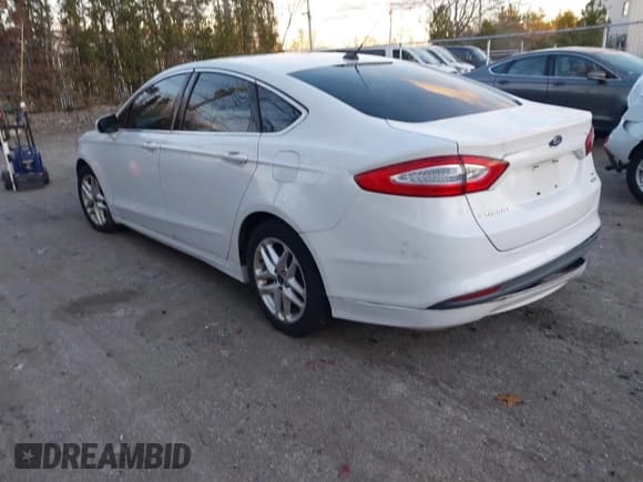✅ 2013 Ford Fusion SE • VIN: 3FA6P0HR8DR326813 • Лот: 43764337. Опубликован ранее на IAAI с пробегом 259 727 миль. Бесплатный доступ к архиву аукционных продаж из США и подробный отчёт об истории автомобиля на DreamBid. Изображение 3.