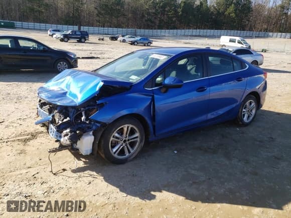 ✅ 2017 Chevrolet Cruze LT • VIN: 1G1BE5SM6H7199929 • Lot: 44418963. Listed on Copart with 83,546 mi. Free auction sales archive from the USA and detailed vehicle history report at DreamBid. Image 1.