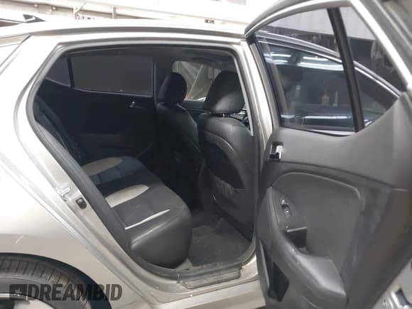 ✅ 2013 Kia Optima SX • VIN: 5XXGR4A6XDG106748 • Lot: 43325773. Listed on IAAI with 67,913 mi. Free auction sales archive from the USA and detailed vehicle history report at DreamBid. Image 8.