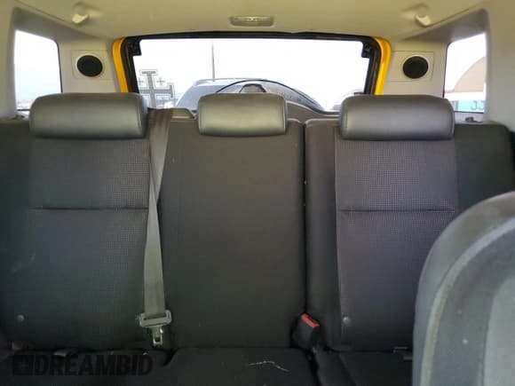 ✅ 2007 Toyota FJ Cruiser • VIN: JTEBU11FX70052800 • Lot: 63851075. Wystawiony na Copart z przebiegiem 138 831 mil. Bezpłatny archiwum sprzedaży aukcyjnych z USA i szczegółowy raport historii pojazdu na DreamBid. Zdjęcie 10.