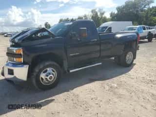 2017 Chevrolet Silverado 3500HD Work Truck с VIN 1GC3KYCG2HZ339400, выставлен на аукционе Copart как лот 67824424 с пробегом 48 926 миль миль и Списание • Salvage title. История ставок и продаж доступна на DreamBid. Изображение 1.