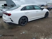 ✅ 2022 Kia K5 GT-Line • VIN: 5XXG64J2XNG145959 • Lot: 59951795. Wystawiony na Copart z przebiegiem 33 472 mil. Bezpłatny archiwum sprzedaży aukcyjnych z USA i szczegółowy raport historii pojazdu na DreamBid. Zdjęcie 3.